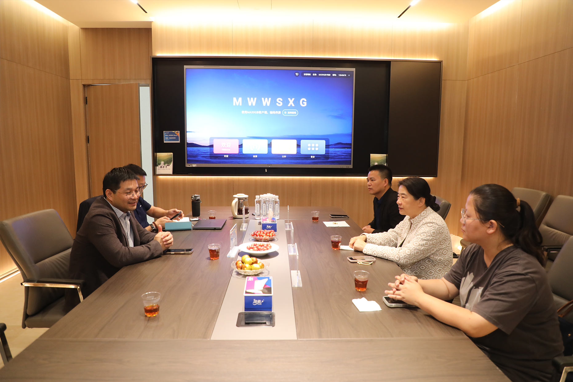 1761216430342345.png 0A5A7484.png