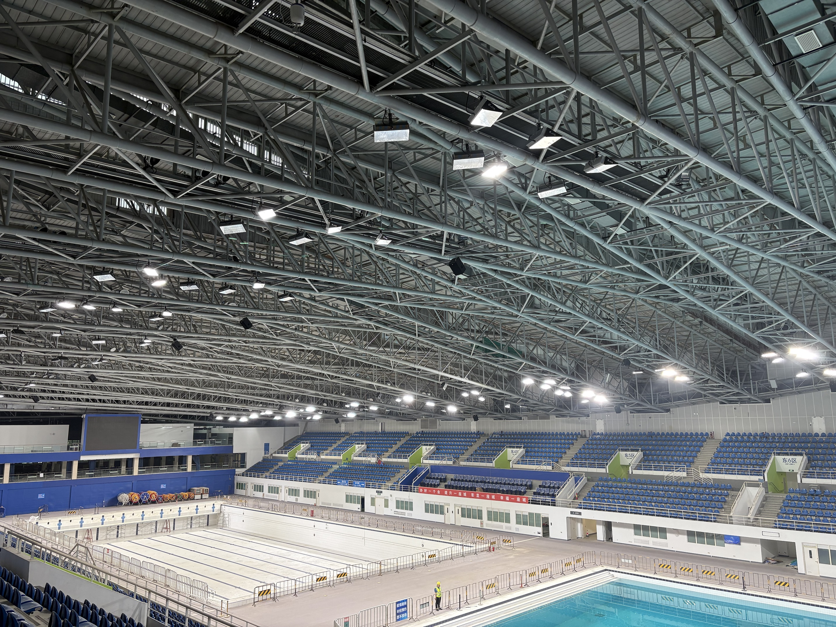 1763014816190452.jpg 526da751-4137-4cb1-81be-f6496ba34f29.jpg